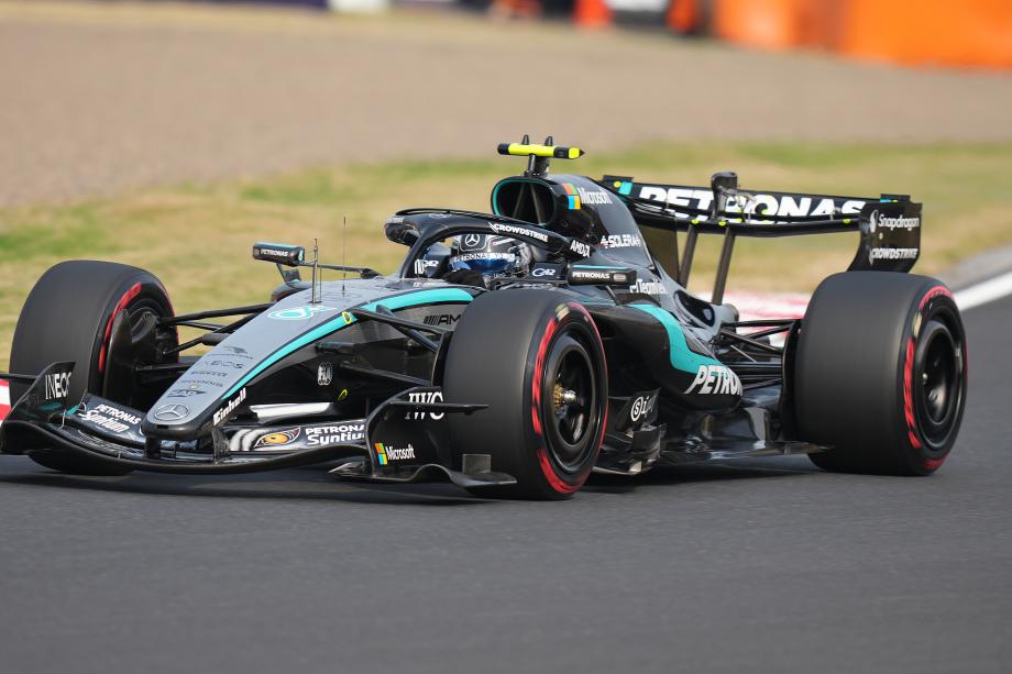 世界杯官方手机客户端安装-F1日本站排位赛：安东内利连续两站夺杆拉塞尔第二